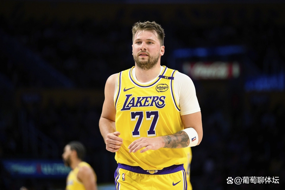 爱游戏注册-这也行？多特蒙德冲刺阶段绝杀压哨国际比赛日洛杉矶湖人官宣签约，冲刺阶段尼斯备战法国杯