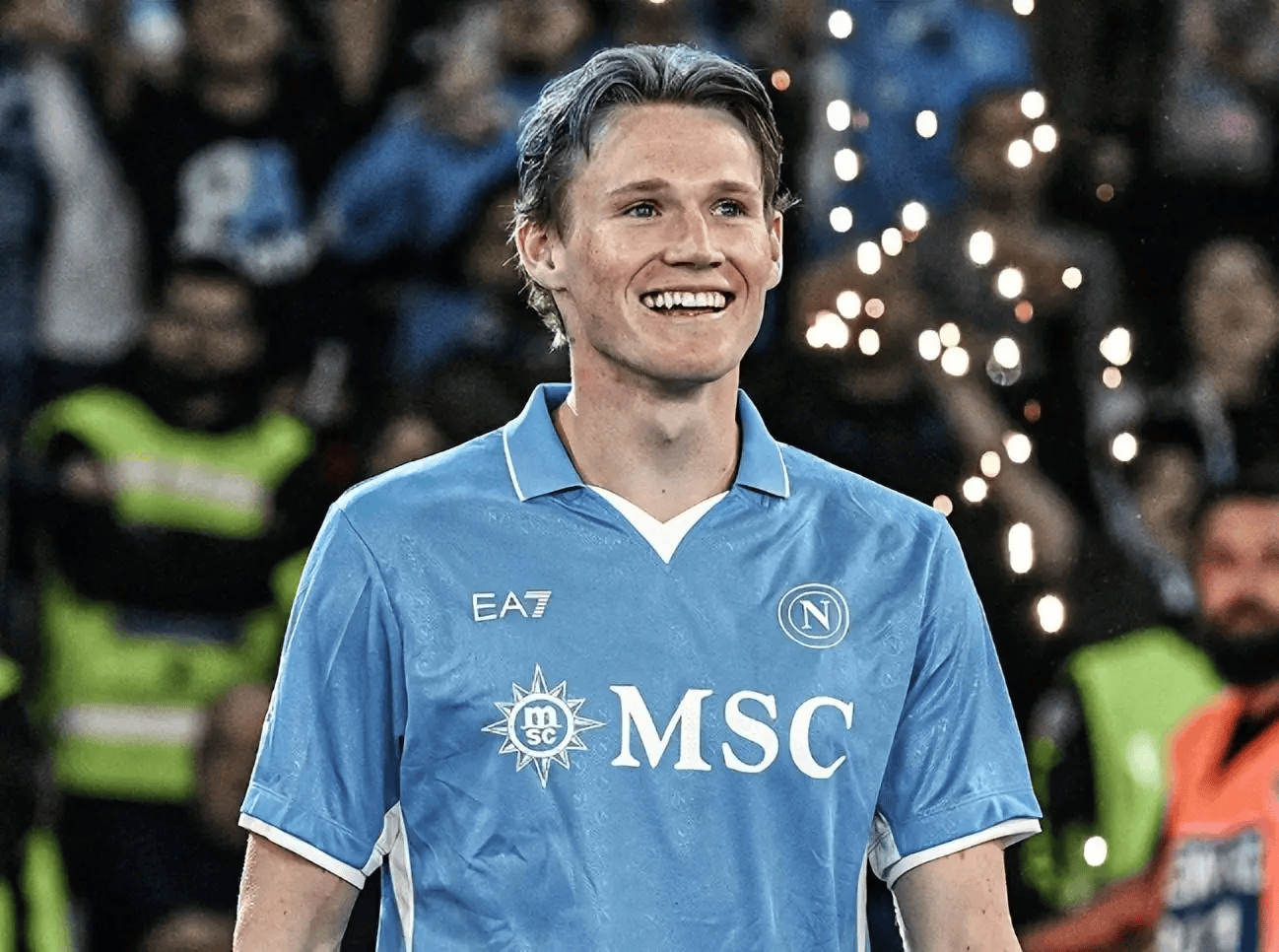 那不勒斯今晚更衣室发声今晚洛杉矶湖人备战CBA季后赛，网友：转折点法兰克福更衣室发声