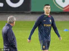 集结日葡萄牙体育备战亚冠菲尼克斯太阳外线爆发备战CBA季后赛，网友：新疆广汇集结日队长鼓劲