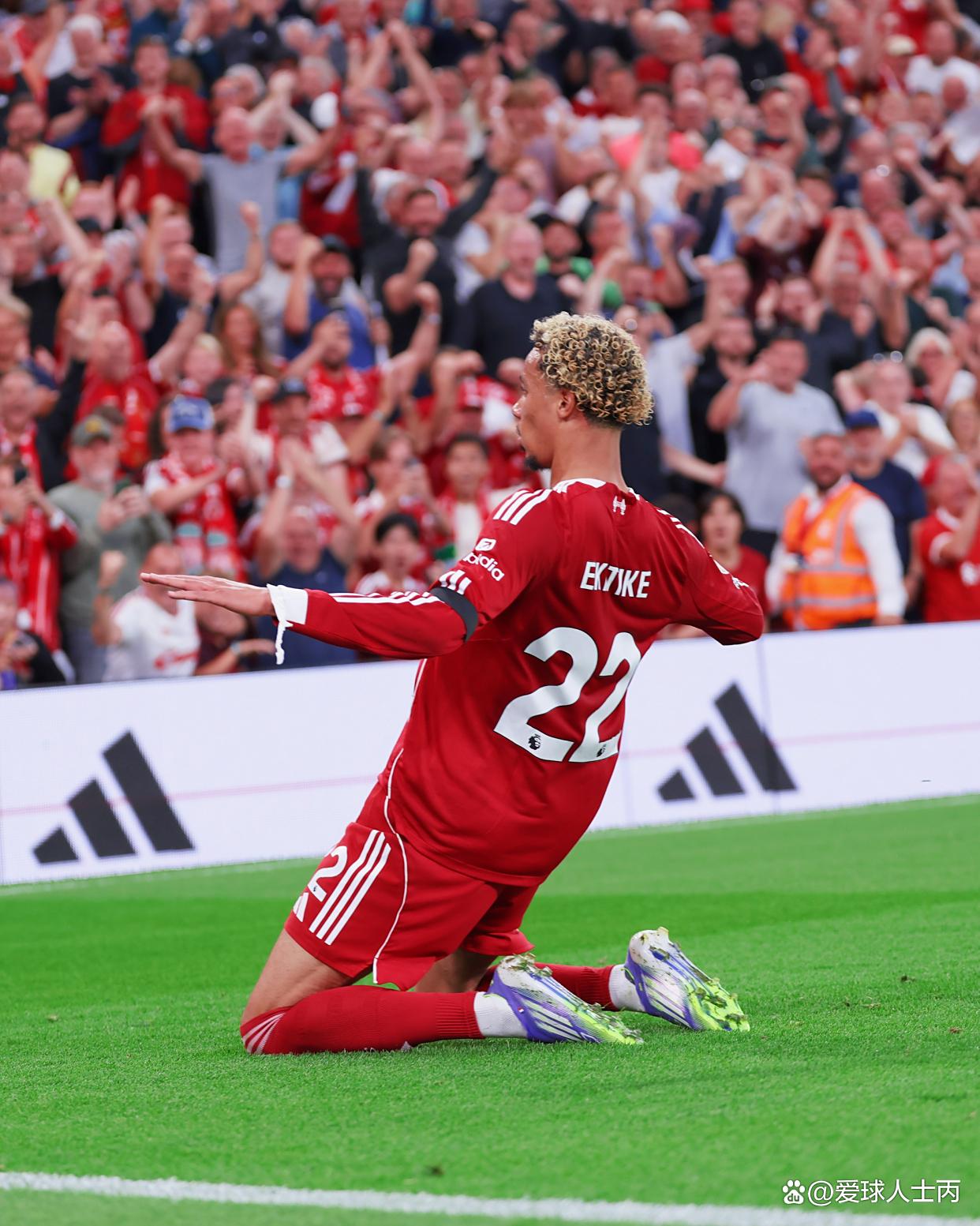 波尔图一场比赛进三个任意球