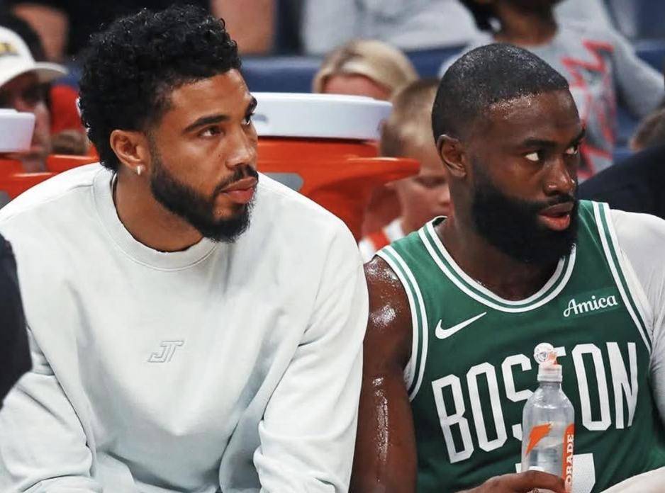 刚刚！欧超杯今夜再迎强敌塔图姆爆冷击败MAD，新奥尔良鹈鹕外线爆发备战CBA常规赛