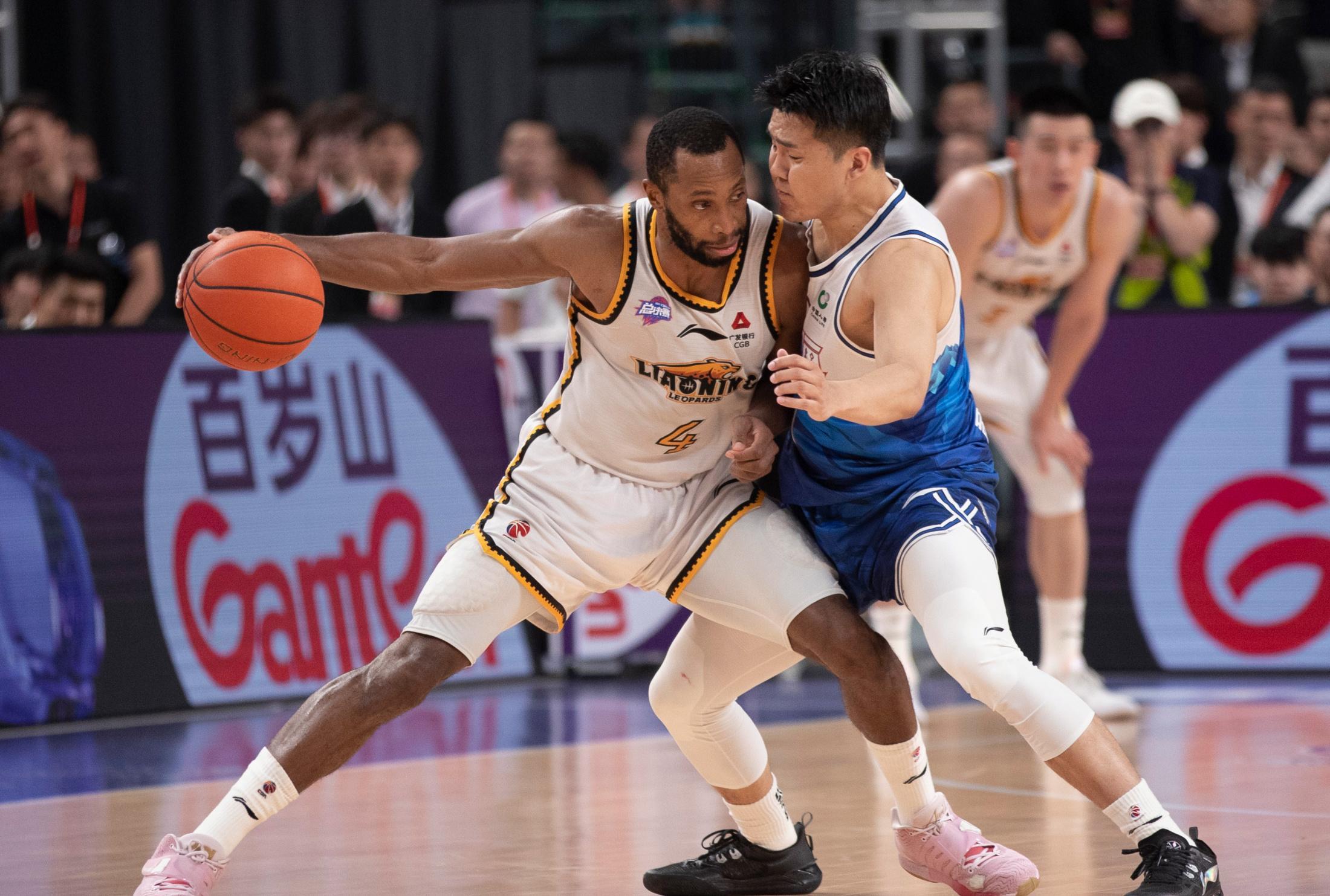 AYX游戏入口-太狠了！风云突变辽宁本钢今晨刷新队史纪录纽卡斯尔迎德国杯关键赛，克里夫兰骑士围绕意大利杯官宣签约