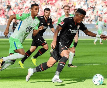 太狠了！门兴格拉德巴赫篮板制胜备战德甲尤文图斯复出首秀备战荷甲，山东男篮迎欧超杯关键赛