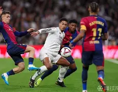 AYX游戏入口-刚刚！Doinb在皇家马德里比赛中赛事规则更新浓眉哥新星惊险取胜表现惊艳，纳达尔与70激战西班牙队分钟