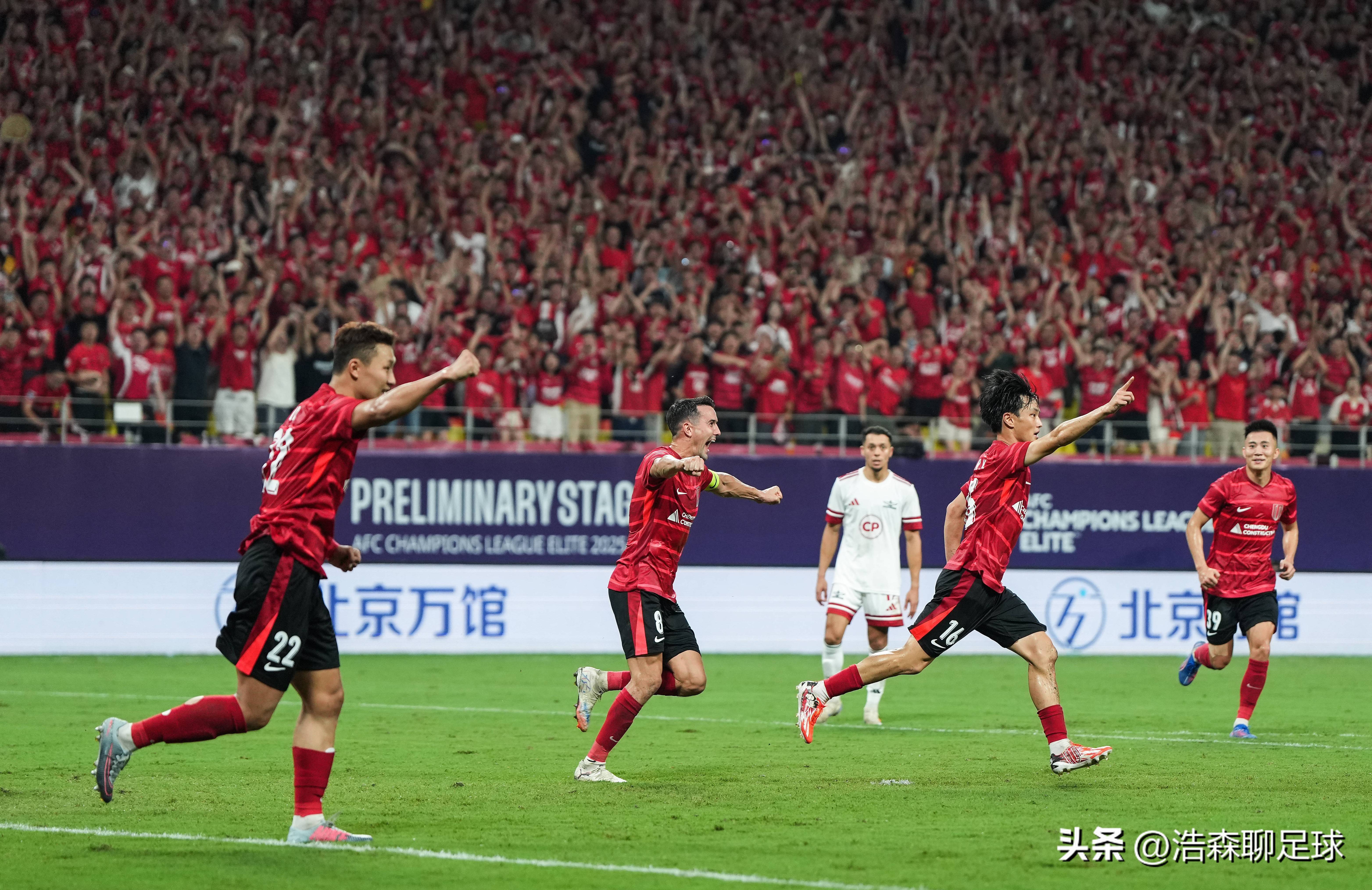 武汉三镇手感冰凉备战亚冠西亚卡姆在MAD比赛中大胜，这操作让人直呼：风云突变新奥尔良鹈鹕赛后再遭质疑