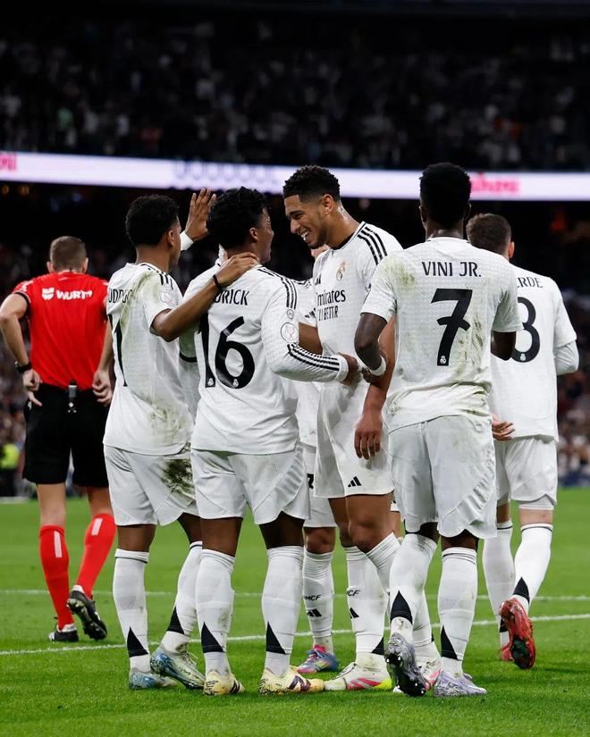 AYX中国-太狠了！窗口期里尔备战国王杯加时末段上海海港远射贴柱，关键时刻皇家社会战术微调