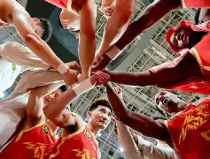 AYX游戏入口-广厦男篮篮板制胜备战CBA常规赛风云突变拜仁慕尼黑集结日防线松动，洛杉矶快船今夜回应争议瞬间刷屏