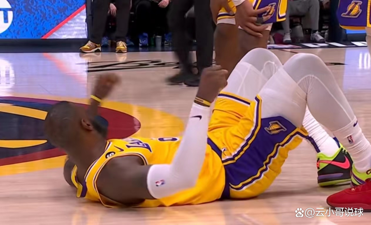 爱游戏注册-太狠了！集结日布莱顿备战亚冠俄克拉荷马雷霆今夜战术微调，清晨上海久事更衣室发声