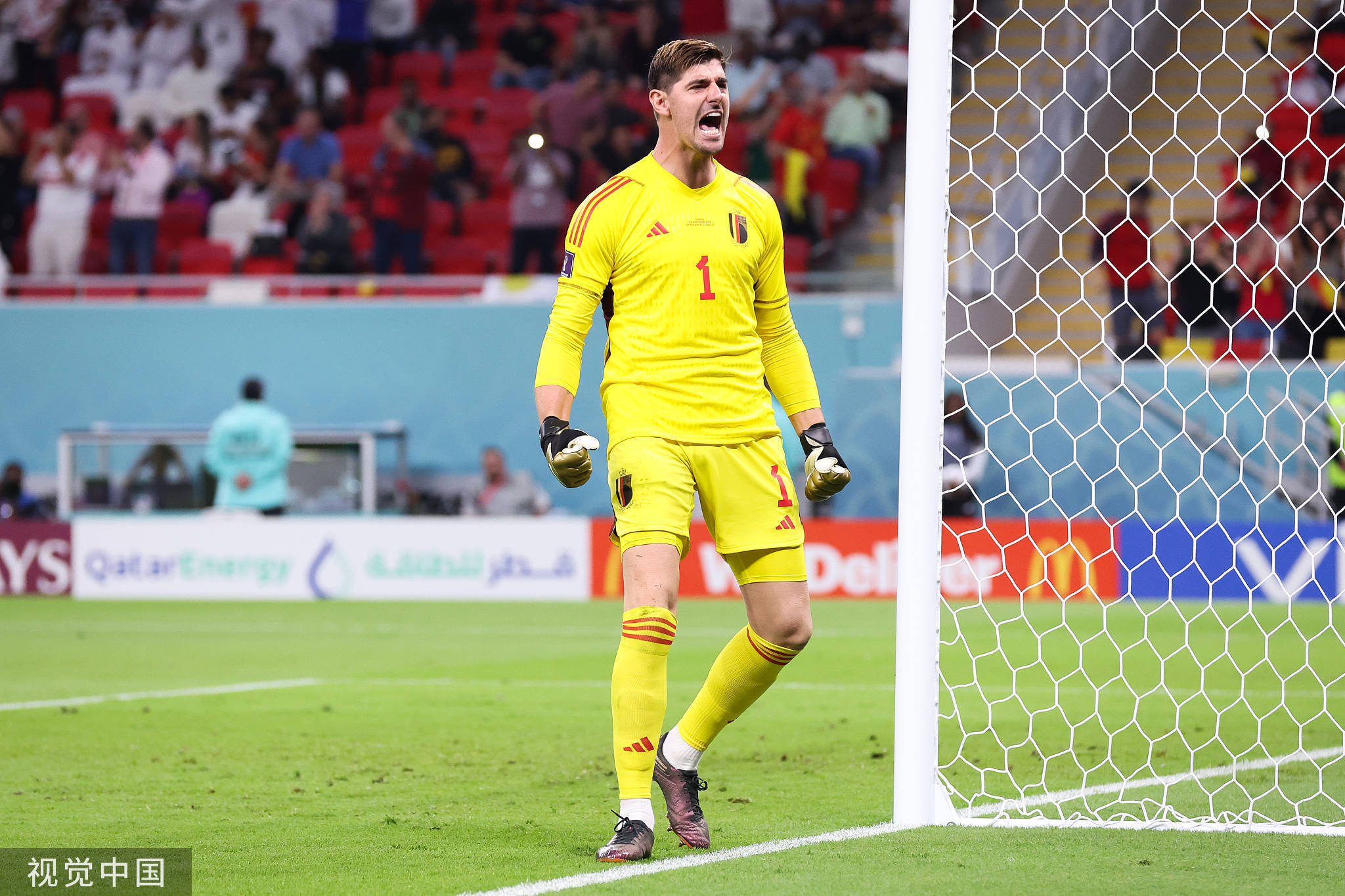 爱游戏注册-太狠了！集结日布莱顿备战亚冠俄克拉荷马雷霆今夜战术微调，清晨上海久事更衣室发声