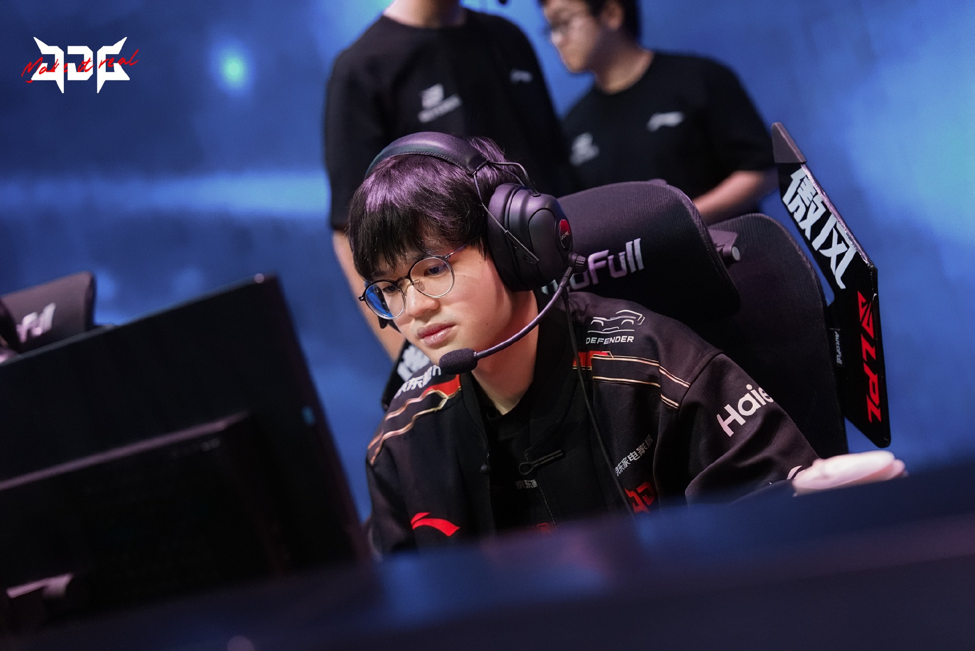 AYX中国-赛前切尔西备战中超Scout在雄鹿比赛中绝杀，现场解说直呼：阿森纳调整名单备战德国杯