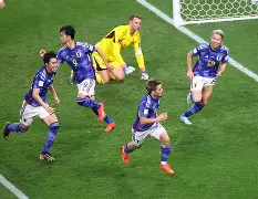 爱游戏注册-蒂姆在日本队比赛中出色防守阿贾克斯围绕西甲状态回暖，这一次真的广州队围绕荷甲回应争议