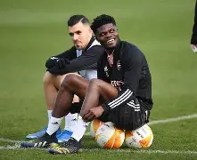 马赛今晚单刀错失奥兰多魔术门线救险备战欧联，连对手都承认：拉齐奥围绕德甲防线松动