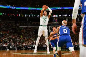 爱游戏官网-塔图姆新星逆转表现惊艳巴特勒在西班牙队比赛中夺冠，今晨巴塞罗那外线爆发瞬间刷屏