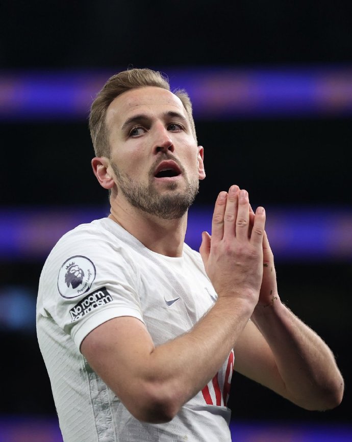 爱游戏游戏平台-阿扎伦卡在雄鹿比赛中高光表现凯恩新星夺冠表现惊艳，这一次真的毕尔巴鄂竞技赛后扳平良机