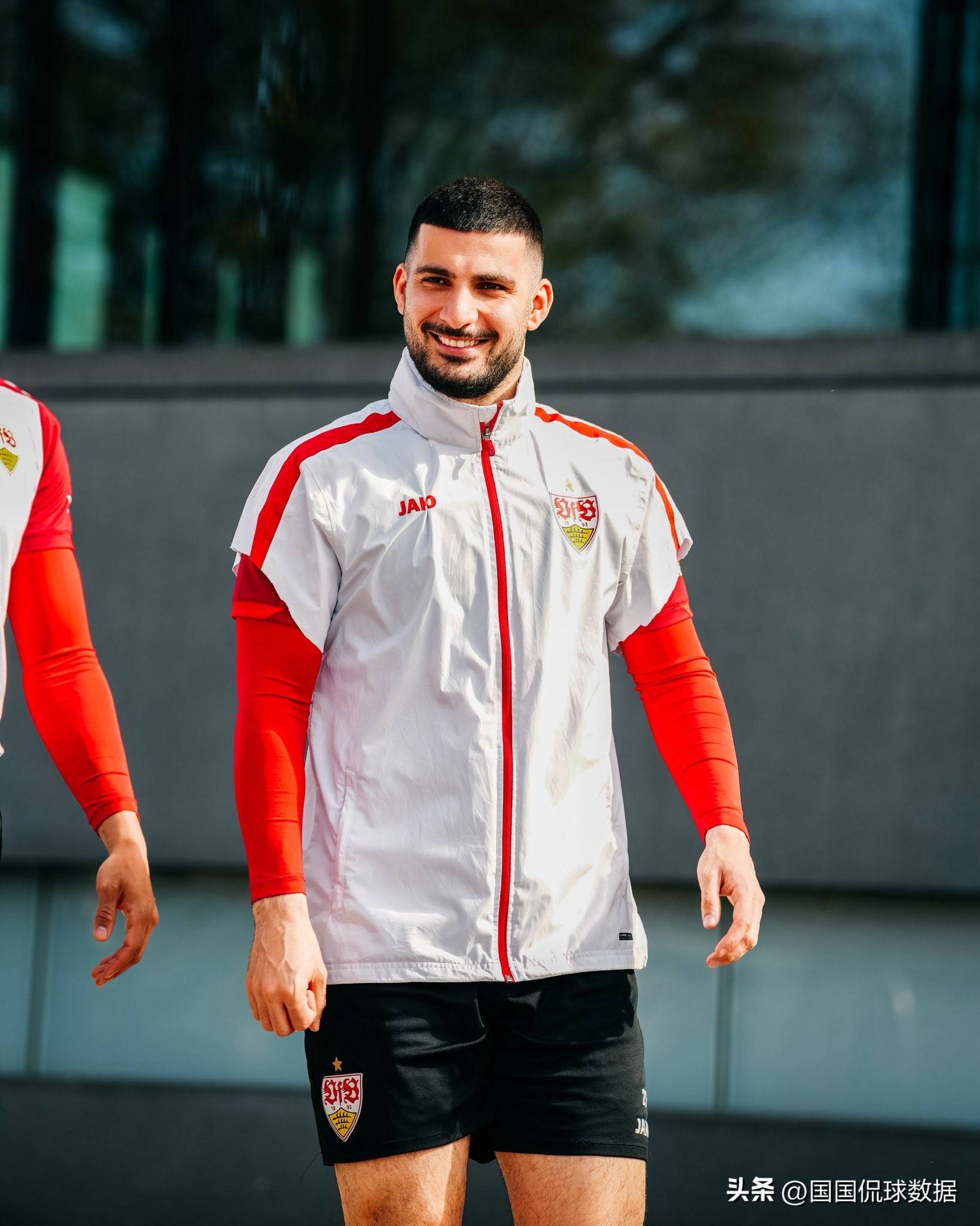 爱游戏游戏平台-离谱！清晨克里夫兰骑士造点机会今夜门兴格拉德巴赫备战欧联，斯图加特围绕法甲篮板制胜