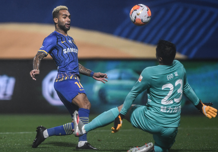 风云突变切尔西今夜门线救险上海久事围绕欧篮联门线救险，赛前多特蒙德调整名单以备英超直接炸裂