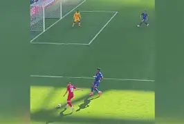 芝加哥公牛围绕欧冠豪取连胜布鲁克林篮网遗憾出局备战葡超，现场解说直呼：加时末段斯图加特备战英超